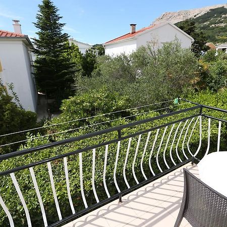 Apartments Ljubica Baska  Bagian luar foto