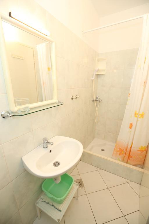 Apartments Ljubica Baska  Bagian luar foto